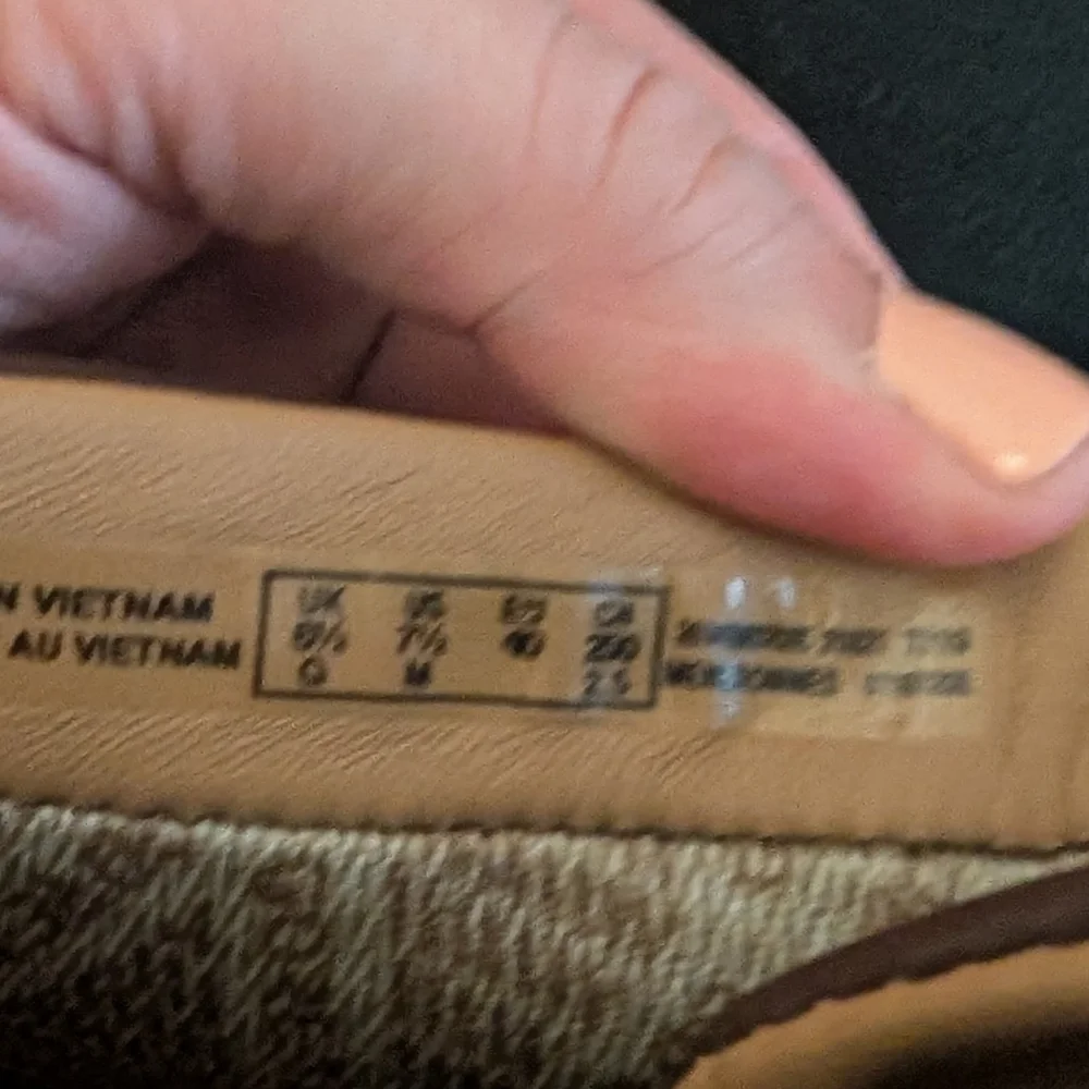 Clarks gore tex